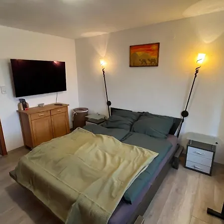 Modernes 2 In Ruhiger Lage Appartement