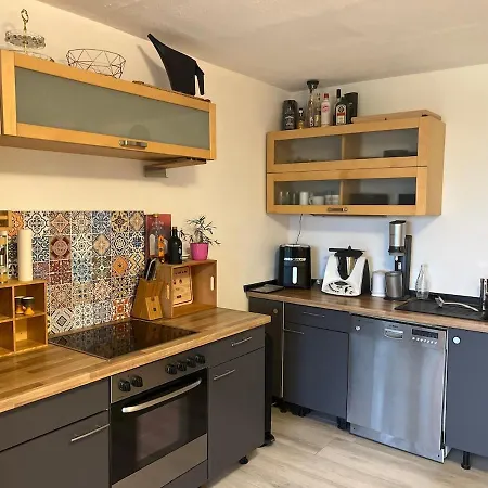 Modernes 2 In Ruhiger Lage