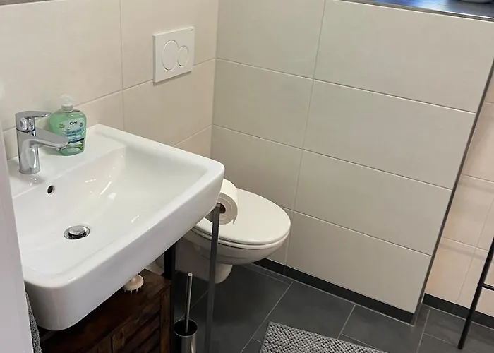 Appartement Modernes 2 In Ruhiger Lage Solingen