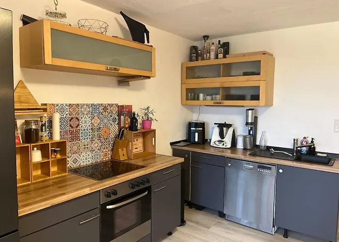 Modernes 2 In Ruhiger Lage